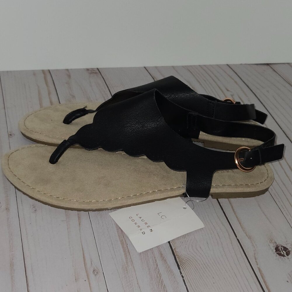 LC Lauren Conrad Black Scalloped Thong Sandals NWT Women’s L 9/10